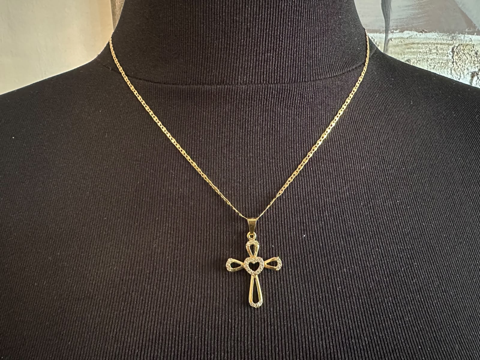 Medallon de oro 00151