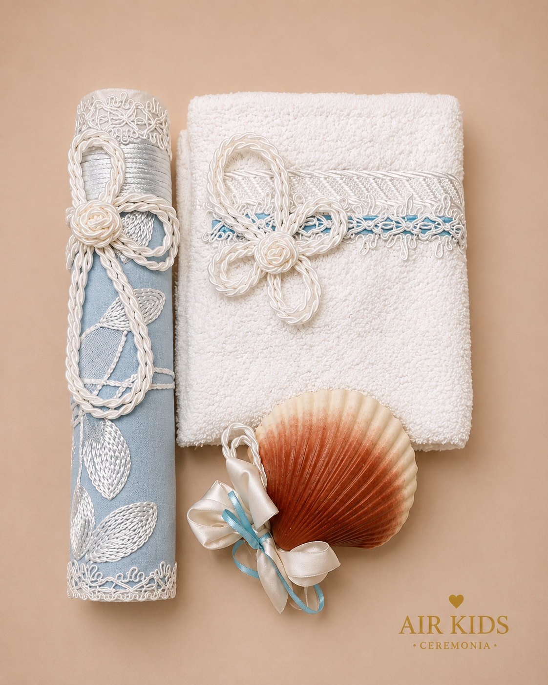 Kit de Bautizo Vela y Toalla Fondo Azul con Cruz