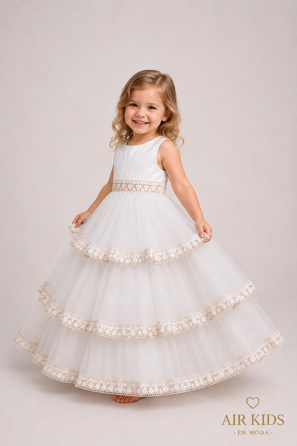 VESTIDO FALDA OLANES DE TUL PLIZADO TIRA BORDADA CON CORONA 26-009-3AÑOS
