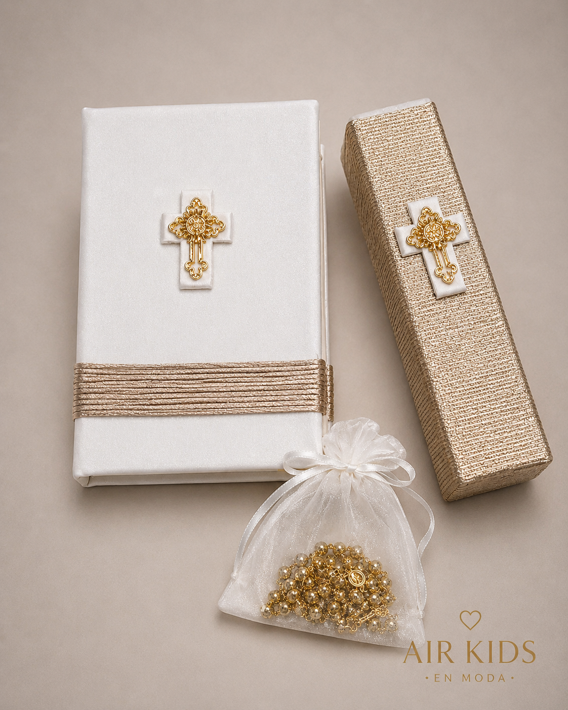 Kit de Primera Comunion Lili para Niño con Biblia 00233