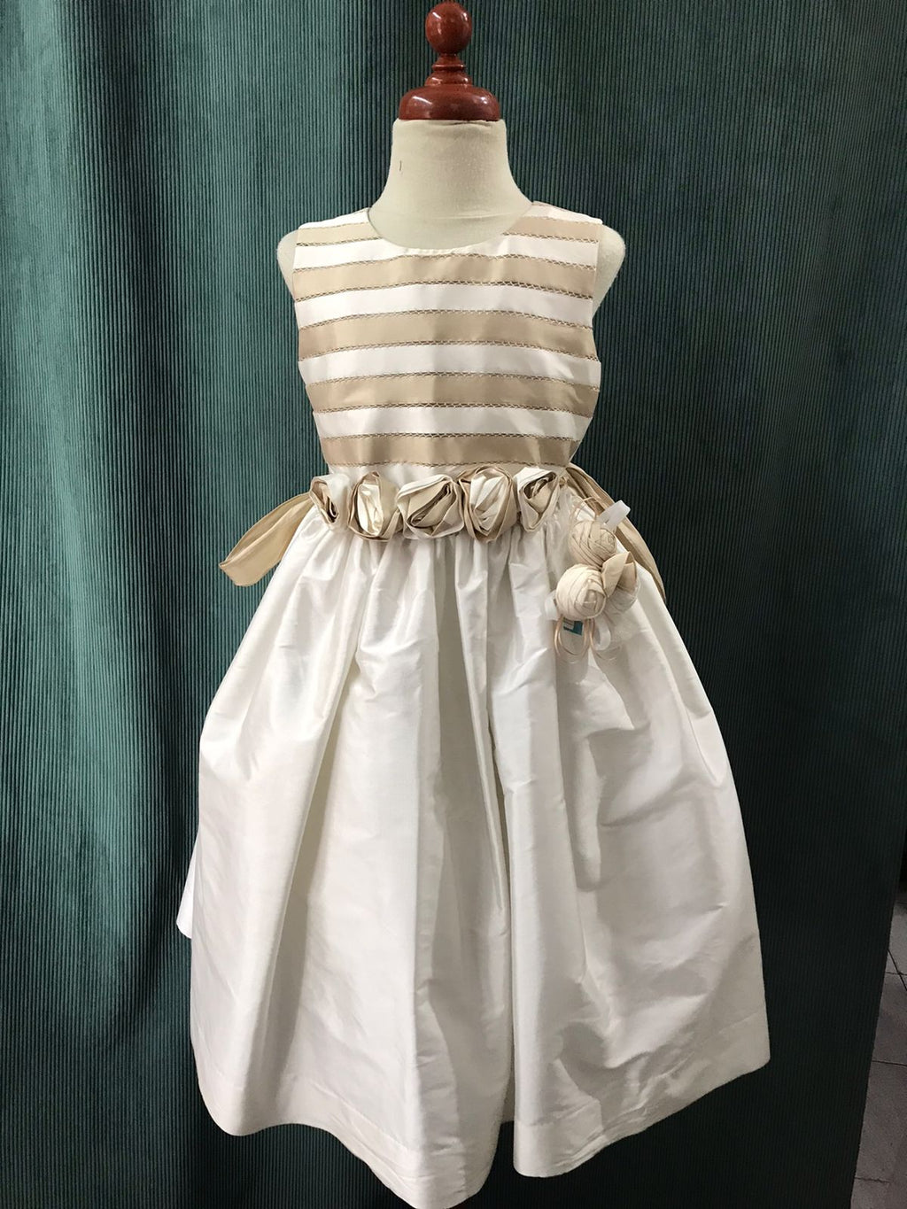Vestido con Corona de Fiesta para Niña 9674 Talla 4 Años