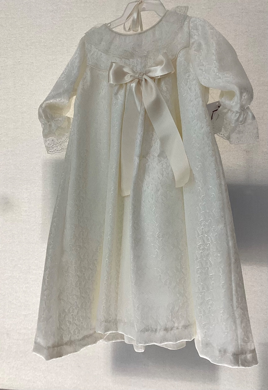 Ropon de seda viscosa color crudo para Niña 307 Talla 24 Meses