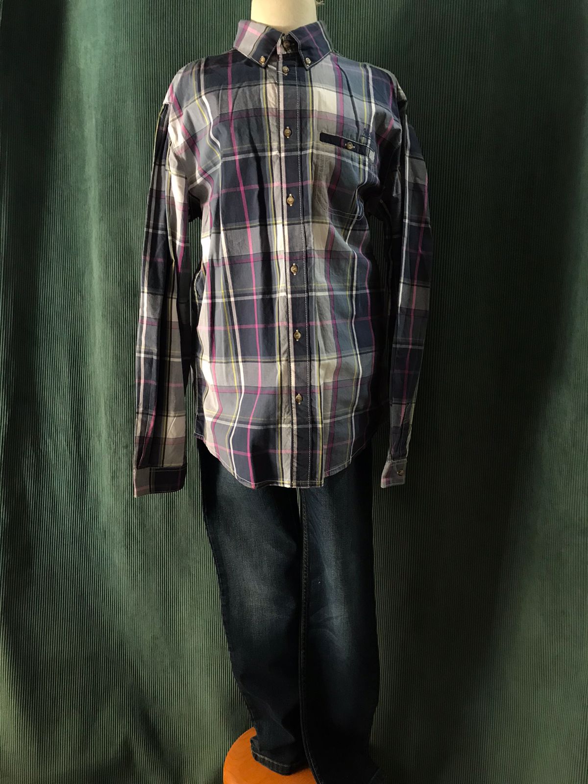 Conjunto para Niño Nukutavake 7112-81 Talla 16 Años