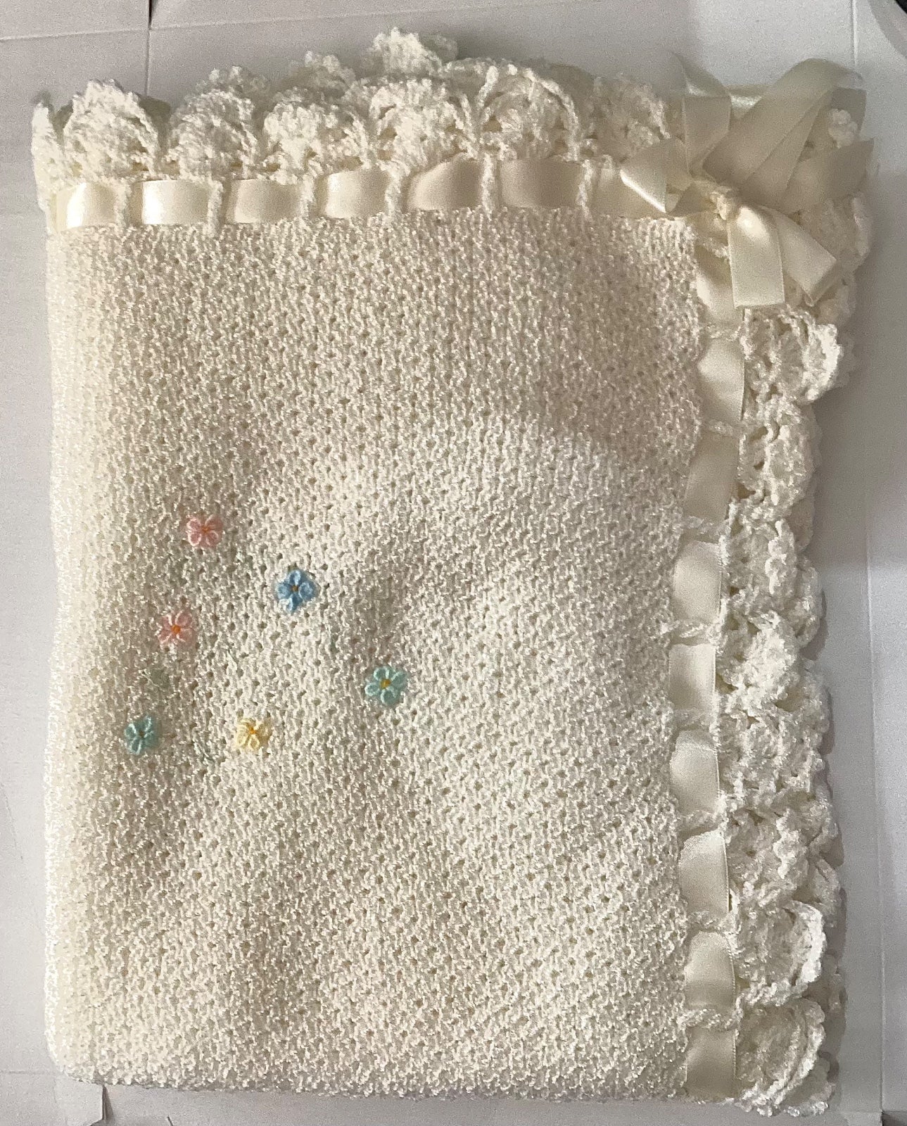 Sarape Tejido para Bautizo para niña 4002
