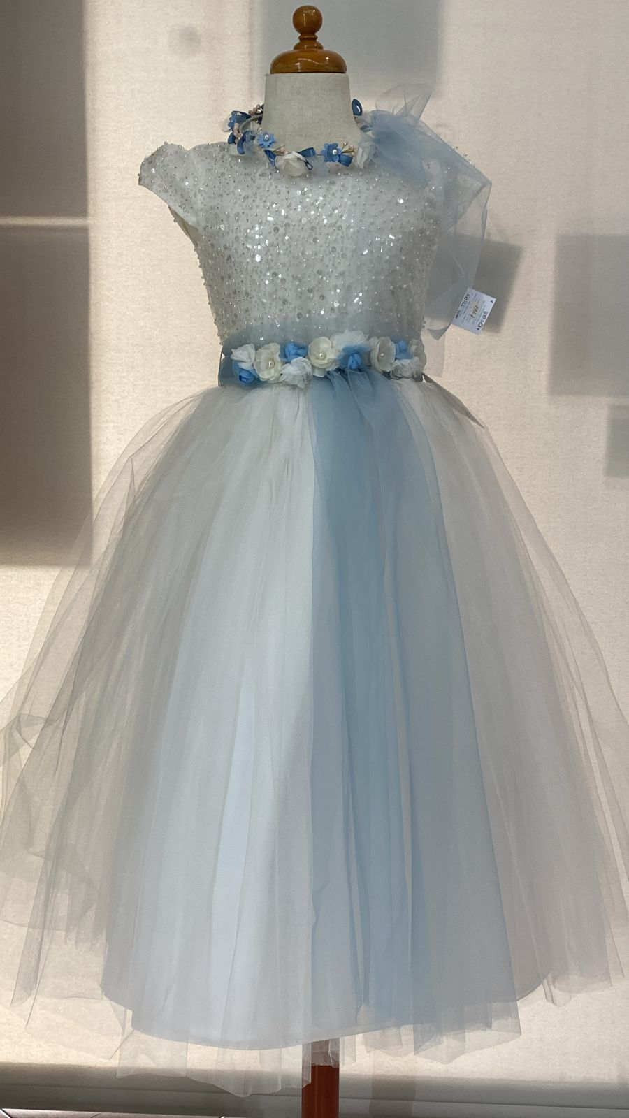 Vestido con Corona de Ceremonia para Niña 24-001 Talla 8 Años