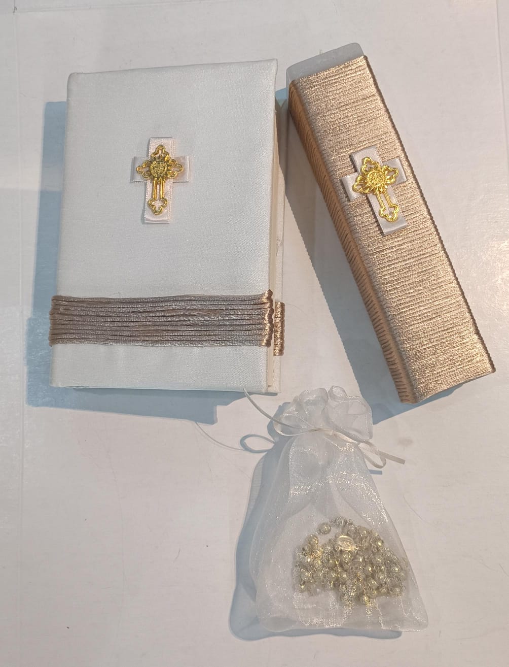 Kit de Primera Comunion Lili para Niño con Biblia 00233